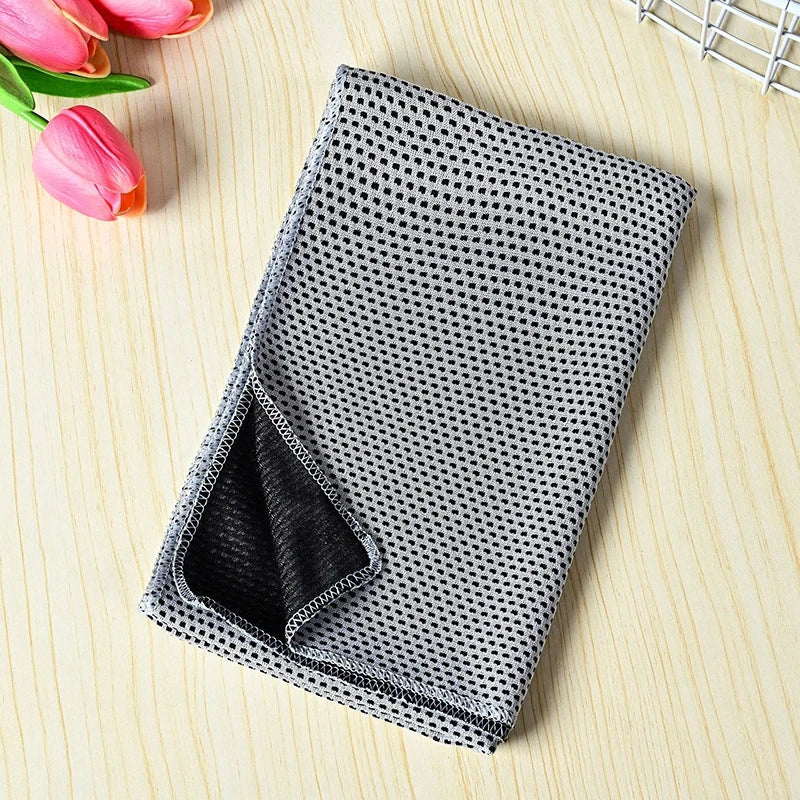 Dot Print Cooling Fitness Towel